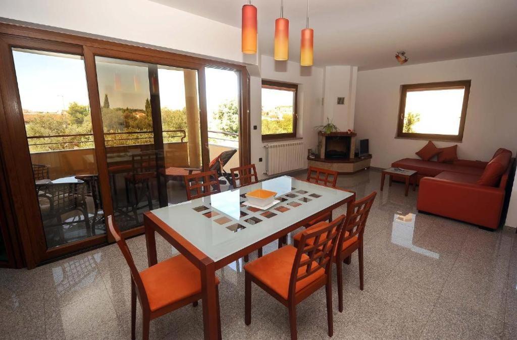 Apartments Ana Wellness L Ровинь Экстерьер фото