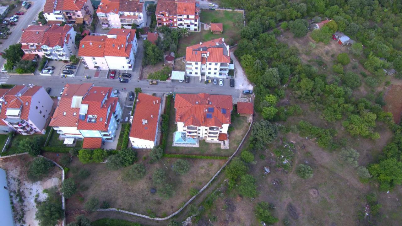 Apartments Ana Wellness L Ровинь Экстерьер фото